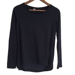 Under Armour women's shirt long sleeve black women's extra small keyhole